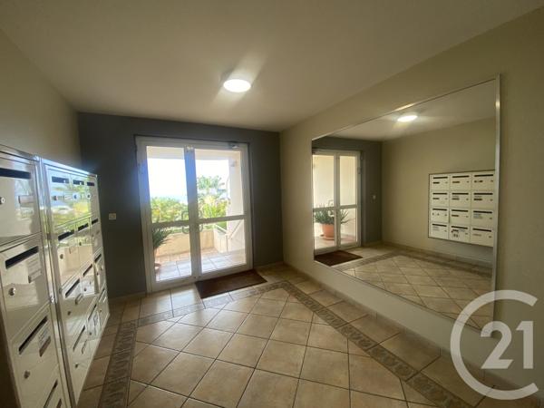 Appartement F4 à vendre  4 pièces - 86,84 m2 ST DENIS - 974