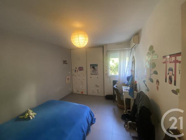 Appartement F4 à vendre  4 pièces - 86,84 m2 ST DENIS - 974