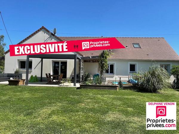 EXCLUSIVITE - Maison de 210 m² classe énergie C sur un terrain de 1000 m² environ à 2 pas du centre bourg et des écoles
