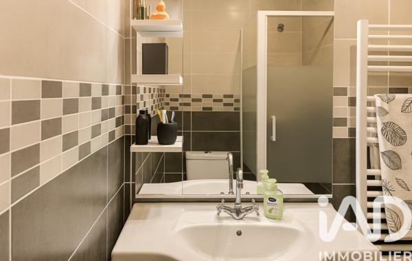 Immeuble à vendre 79 m² Bourgoin-Jallieu