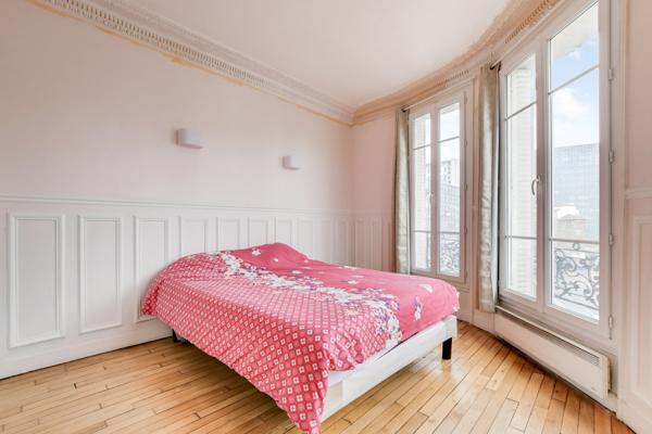 Clichy (92110) Elégance Parisienne aux portes de Paris-Clichy