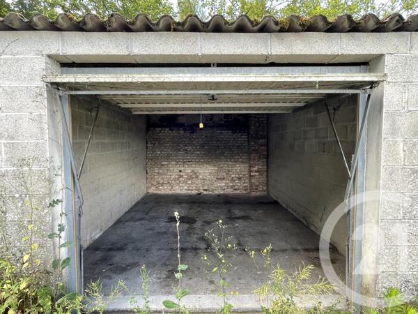 Immeuble à vendre  120 m2 PROISY - 02