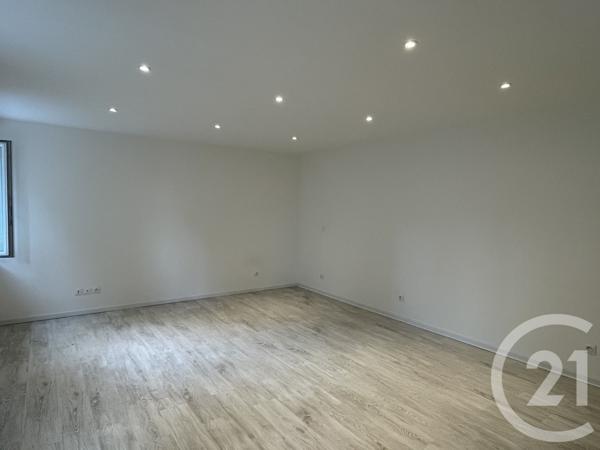 Immeuble à vendre  120 m2 PROISY - 02