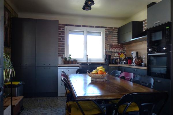 44600 SAINT-NAZAIRE CITE SCOLAIRE MAISON FAMILIALE 4 CHAMBRES + GARAGE REF ESS0025926