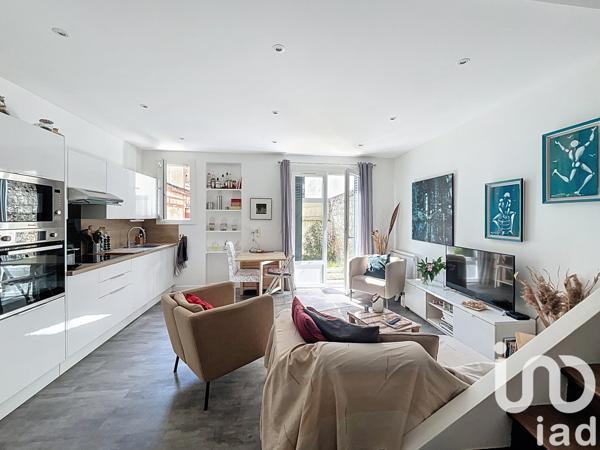 House for sale 3 rooms 59 m² Puteaux