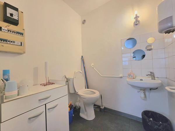 Entrepôt / local industriel 52 m² sur Solliès-Pont