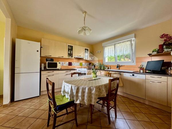 Maison 5 pièces 3 chambres