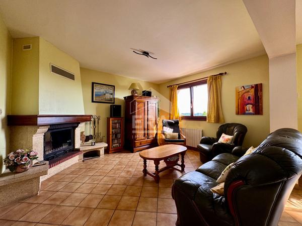 Maison 5 pièces 3 chambres