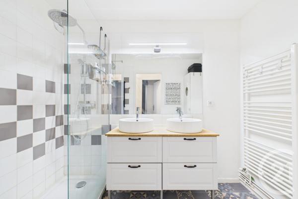 Appartement T5 à vendre  5 pièces - 95,66 m2 EYSINES - 33