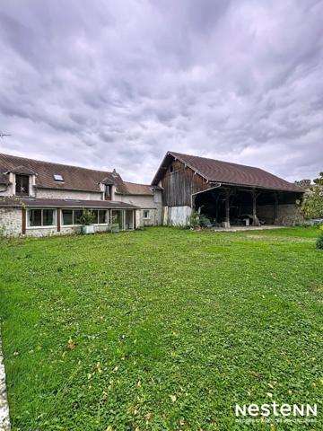 Maison en pierre de caractère - 177 m² sur terrain de 1 418 m²
