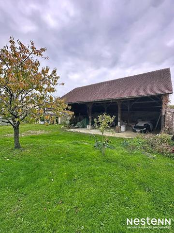Maison en pierre de caractère - 177 m² sur terrain de 1 418 m²