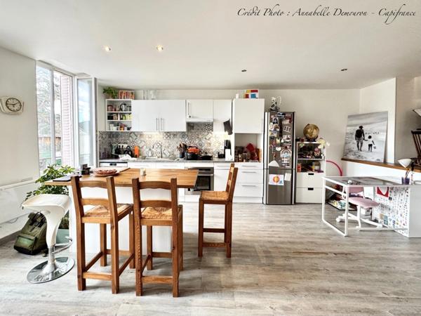 Immeuble en monopropriété à forte rentabilité à vendre CHATELGUYON (63) - studio à thème (aujourd'hui Love Room) & T3 en duplex