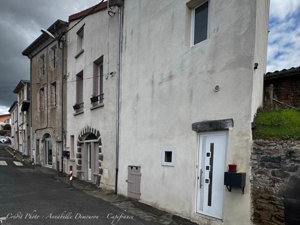 Immeuble en monopropriété à forte rentabilité à vendre CHATELGUYON (63) - studio à thème (aujourd'hui Love Room) & T3 en duplex