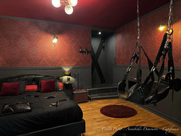 Immeuble en monopropriété à forte rentabilité à vendre CHATELGUYON (63) - studio à thème (aujourd'hui Love Room) & T3 en duplex