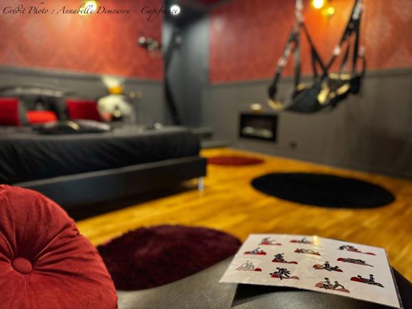 Immeuble en monopropriété à forte rentabilité à vendre CHATELGUYON (63) - studio à thème (aujourd'hui Love Room) & T3 en duplex