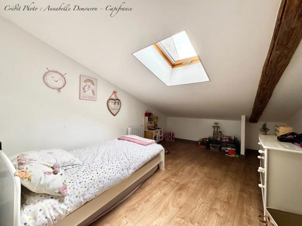 Immeuble en monopropriété à forte rentabilité à vendre CHATELGUYON (63) - studio à thème (aujourd'hui Love Room) & T3 en duplex