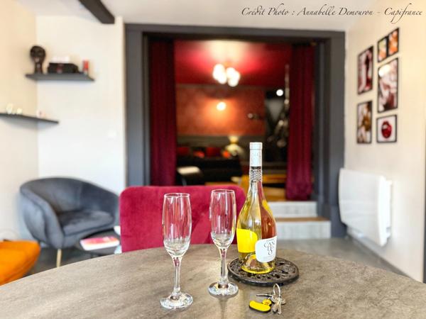 Immeuble en monopropriété à forte rentabilité à vendre CHATELGUYON (63) - studio à thème (aujourd'hui Love Room) & T3 en duplex