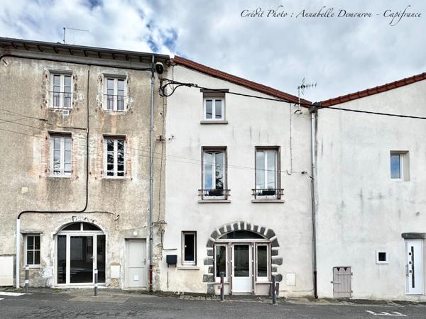 Immeuble en monopropriété à forte rentabilité à vendre CHATELGUYON (63) - studio à thème (aujourd'hui Love Room) & T3 en duplex