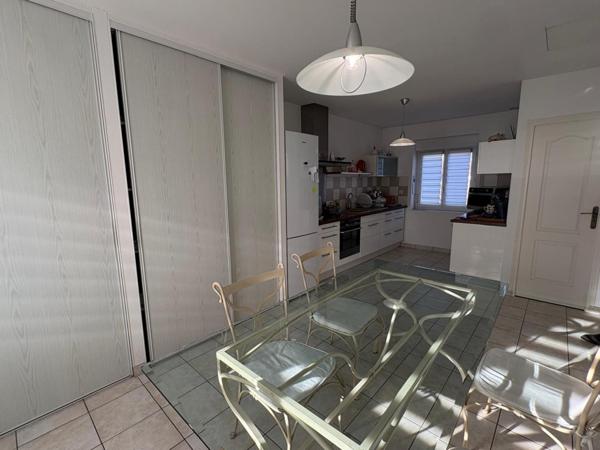 Maison au cœur de Lencloître (86140)