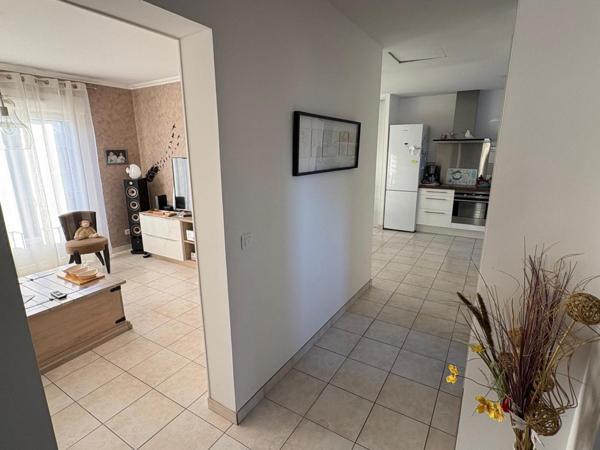 Maison au cœur de Lencloître (86140)