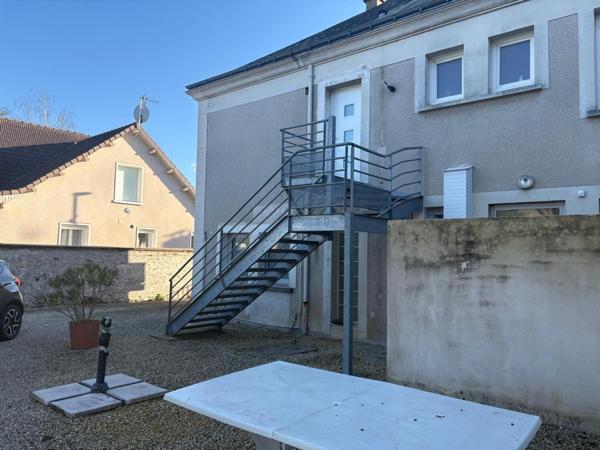 Maison au cœur de Lencloître (86140)