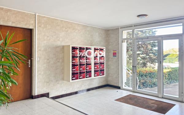 Appartement à vendre    4 pièces • 74,36 m2 Montluçon