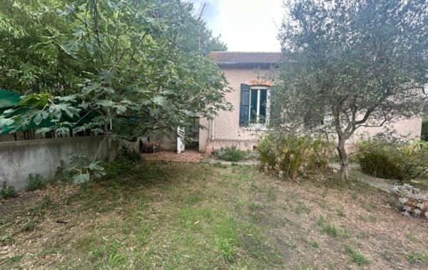 Vente Maison De plain-pied avec jardin à rénover Aigues-mortes   
