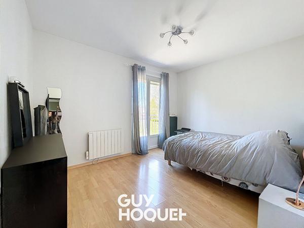 Maison sur Sous-Sol complet 5 Chambres + Dépendances et terrain de 1100 m² environ