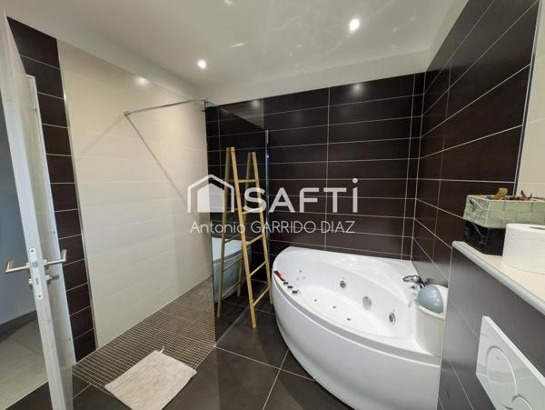 Magnifique villa à Villemade