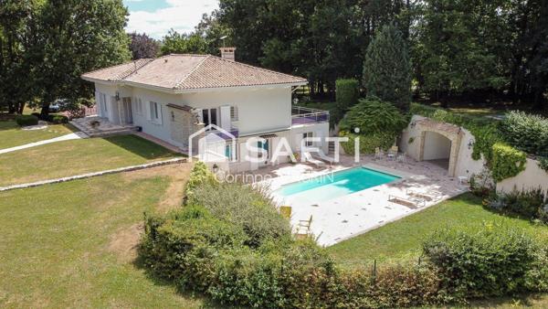 A Barbezieux, propriété de caractère au cœur d’un parc paysager de 1,5 hectare