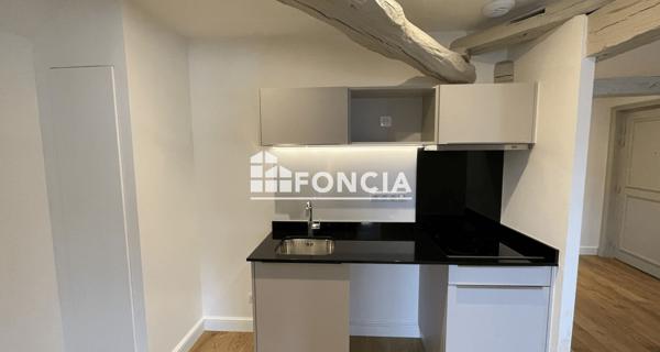 Location Appartement 2 pièces 39.98 m² - Auxerre 89000
