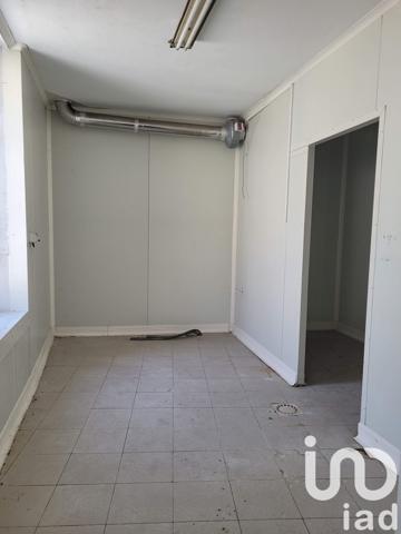 Immeuble à vendre 88 m² Champagne-Mouton