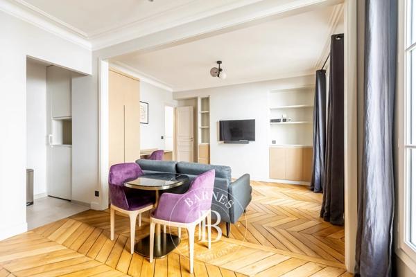 Paris 1er, Appartement 1 Chambre -  34 m² à vendre