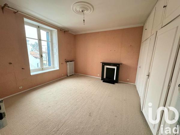 Maison traditionnelle 4 pièces de 95 m² à Bouguenais (44340)