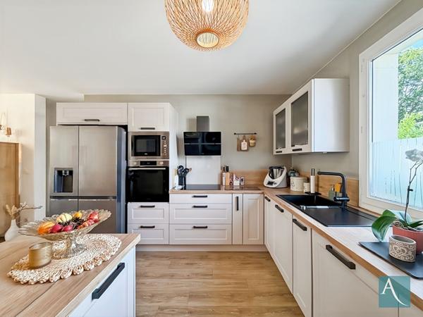 Appartement 4 pièces - 82 m² - Jardin privatif, terrasse plein sud, 2 parkings - Linas 91310