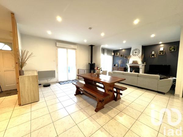 Maison à vendre 4 pièces 102 m² Coutras