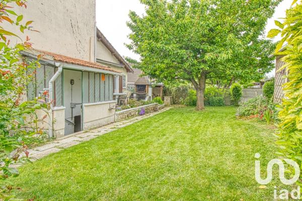 Maison 6 pièces de 92 m² à Sarcelles (95200)