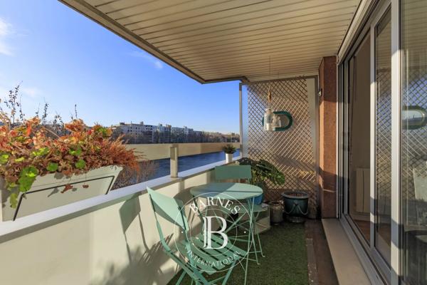 Courbevoie, Appartement 3 Chambres -  104 m² à vendre