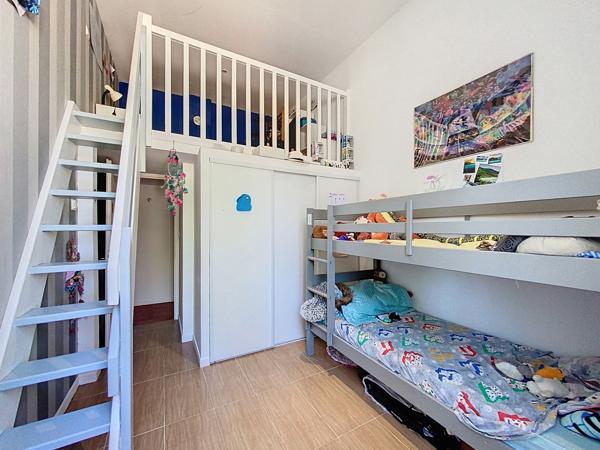 Appartement À vendre 4 pièce(s)