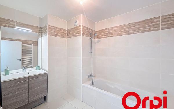 Appartement à vendre    2 pièces • 44 m2 Saint-Julien-en-Genevois