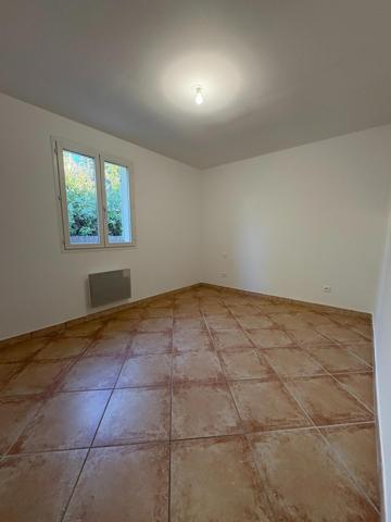 villa de plain pied de 2010 refaite à neuf récemment