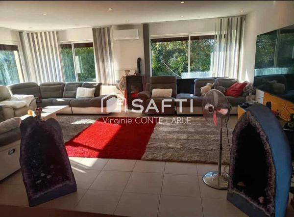 ? Superbe propriété rénovée avec élégance à Chasseneuil-sur-Bonnieure ?