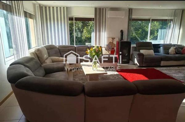 ? Superbe propriété rénovée avec élégance à Chasseneuil-sur-Bonnieure ?