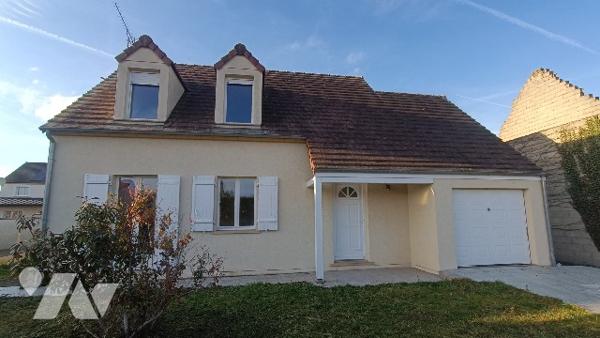 7 mn de la gare de Nemours, beau pavillon de 4 pièces avec garage  et 538 m² de jardin clos.