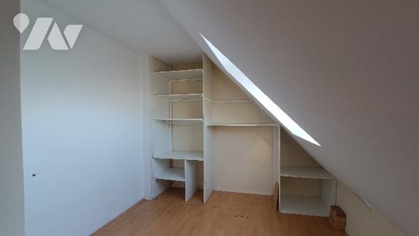 7 mn de la gare de Nemours, beau pavillon de 4 pièces avec garage  et 538 m² de jardin clos.