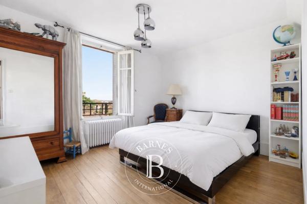 Saint-Maur-des-Fossés, Maison 7 Chambres -  364 m² à vendre