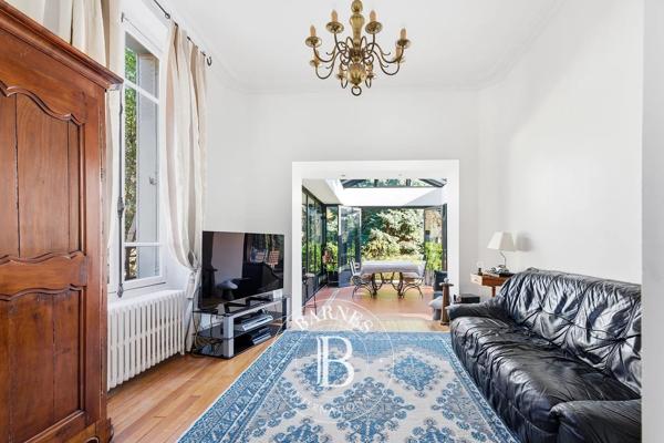 Saint-Maur-des-Fossés, Maison 7 Chambres -  364 m² à vendre