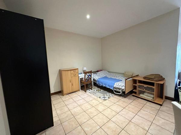 Immeuble Bessieres 10 pièce(s) 375 m2