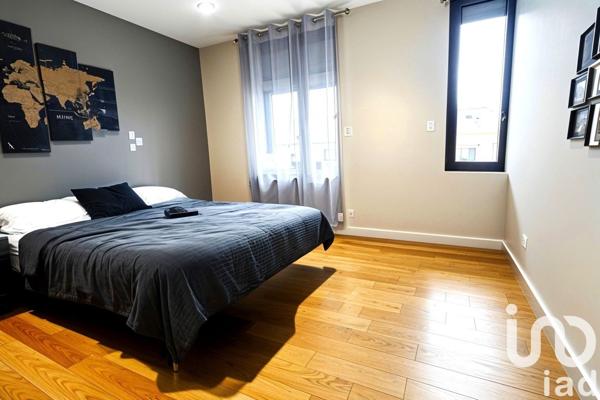 Loft 7 pièces de 132 m² à Saint-Étienne (42000)
