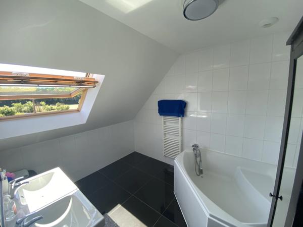 A Fenay, Grand Dijon et Divia, Maison contemporaine de 135 m2